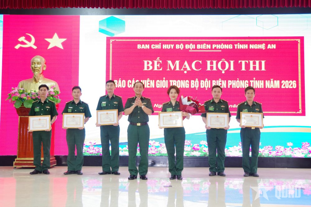 Bộ đội Biên phòng Nghệ An nâng cao chất lượng báo cáo viên 